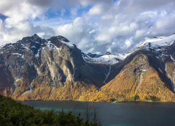风景 自然 云 山 雪 湖 海 悬崖 峡湾 4K壁纸  5184x3456