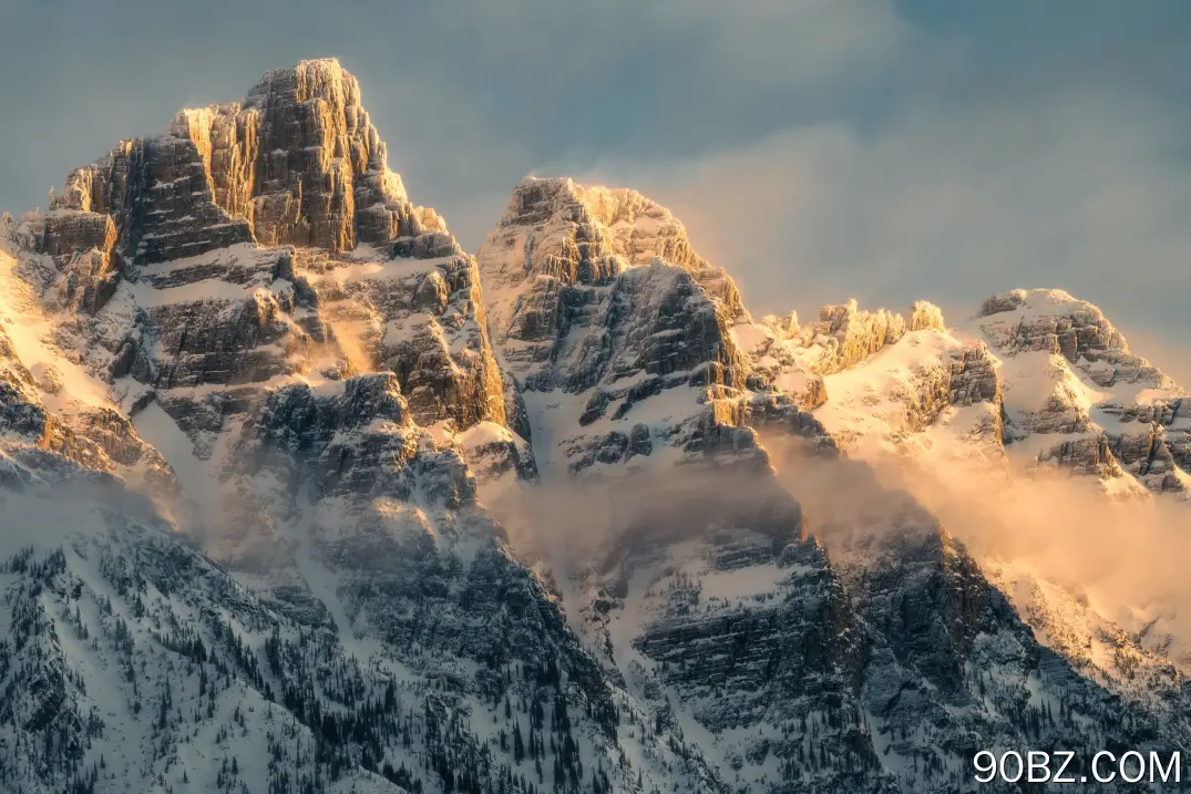 摄影 自然 风景 山脉 薄雾 岩石形成 雪  4K壁纸