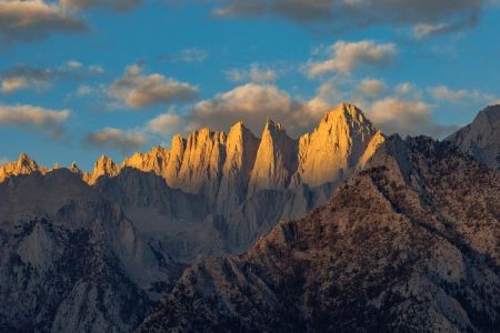 悬崖 风景 自然 岩石 山脉 云 日落 4K壁纸 6267x4180