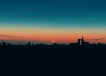 优雅 夕阳 城市 地平线 夕阳辉光 剪影 天空 4K壁纸  5640x2400