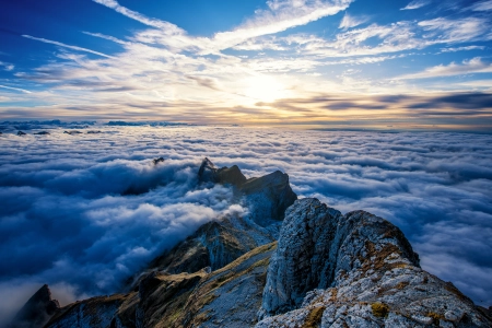  风景 云 山 天空 自然 岩石 阳光 瑞士 电脑壁纸 4K壁纸 4096x2304