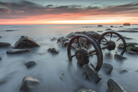 岩石 日落 夕阳辉光 自然 废墟 车轮 电脑壁纸 4K壁纸 3840x2160