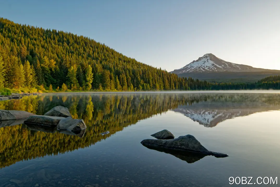 森林雪山湖泊映照Oregon美景