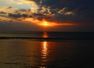 大海 日落 云彩 海边 沙滩  电脑壁纸 4K壁纸  5472x3648