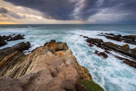 风景 摄影 海洋 悬崖 小径 天空 水 云 岩石 波浪 4K壁纸 6144x3825