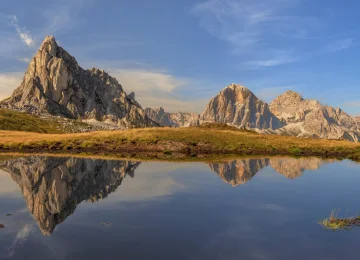 自然 风景 天空 云 山 草 水 反射 岩石  电脑壁纸 4K壁纸  6144x3456