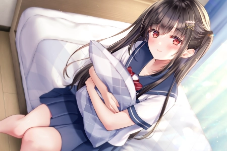女学生 长发 微笑 坐着 动漫 动漫女孩 卧室 校服 枕头 床 抱枕 4K壁纸 5000x3750