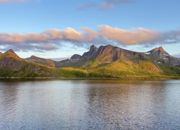 森雅湖光  5625x3164