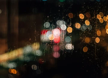 窗外夜雨霓虹  4896x3264