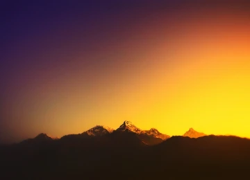 风景 山脉 阳光 尼泊尔 喜马拉雅  电脑壁纸 4K壁纸  3840x2160