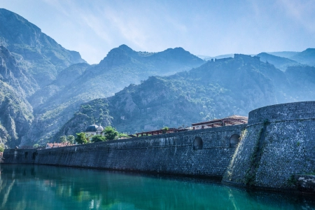 山脉  山 岩石 水 户外 自然 风景 电脑壁纸 4K壁纸 5120x2880