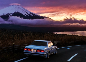 道路 火山 山脉 白色 日落 摄影 雪山 后视镜 车牌 尾灯 阳光 车辆 天空 驾驶 海岸线 4K壁纸  3842x2367